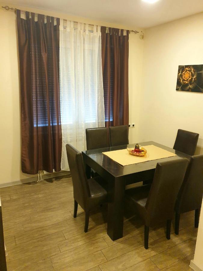 Ceca Apartman Nis Ngoại thất bức ảnh