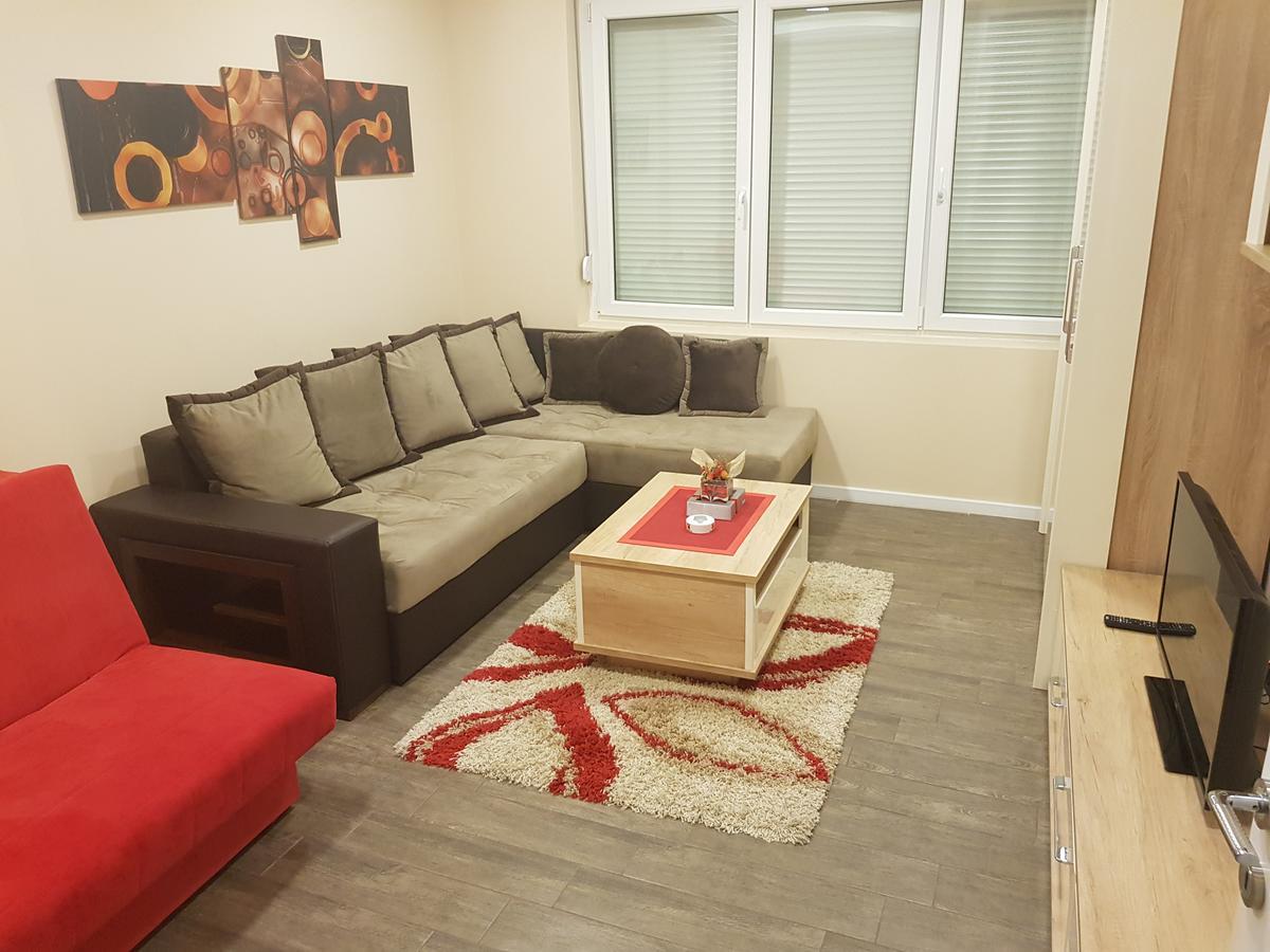 Ceca Apartman Nis Ngoại thất bức ảnh