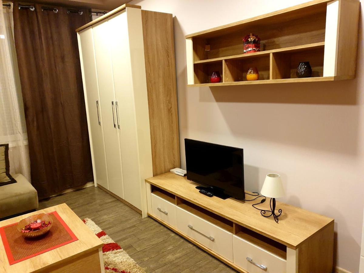 Ceca Apartman Nis Ngoại thất bức ảnh