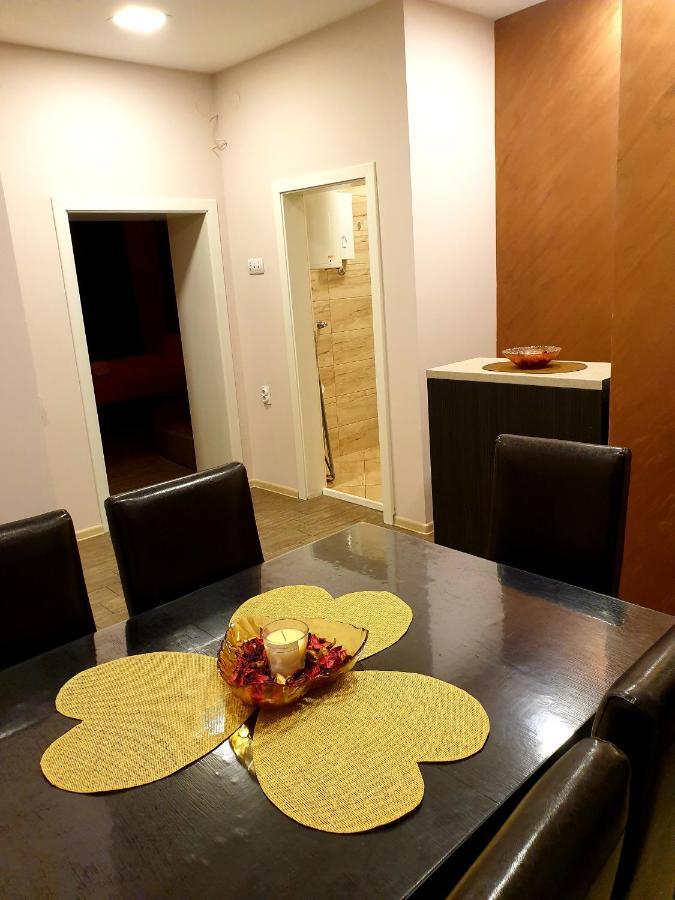 Ceca Apartman Nis Ngoại thất bức ảnh